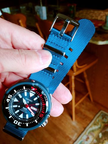 Customer photo review of AlphaShark - Navy Blue