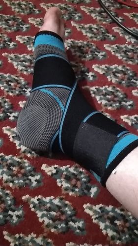 Customer photo review of Ankle Support Elastic Nylon Strap Brace Fitness Heel Ankle Protector