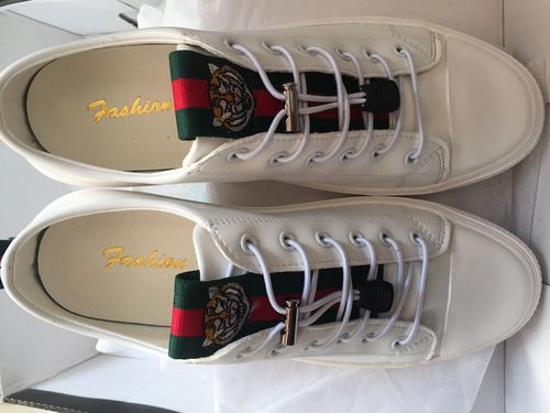 Customer photo review of Miuro Leather Sneakers