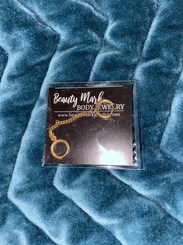 Customer photo review of Single Chain Linked Earring Hoops