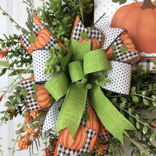 Customer photo review of 14" Round Grapevine Wreath