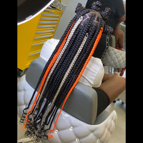 Customer photo review of OUTRE SYNTHETIC PRE STRETCHED ULTRA BRAID - XPRESSION 3X 52"