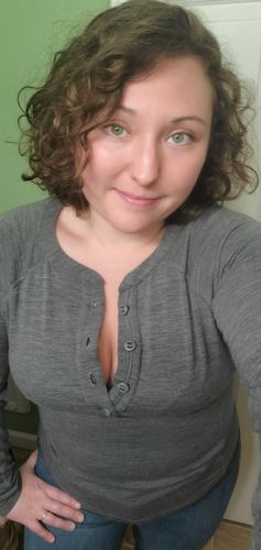 Customer photo review of GIFT 15 Uses Magnesium Therapy Herbal Wrap for Bloat, constipation, loose skin, low energy.
