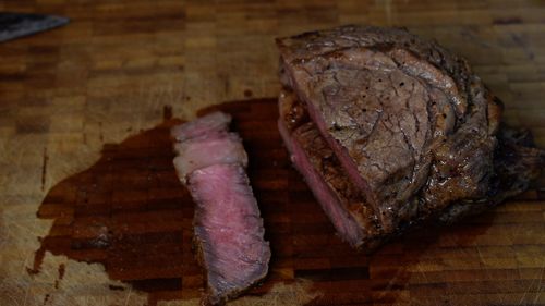 Reseña con foto de un cliente sobre Rib Eye Pieza Básica
