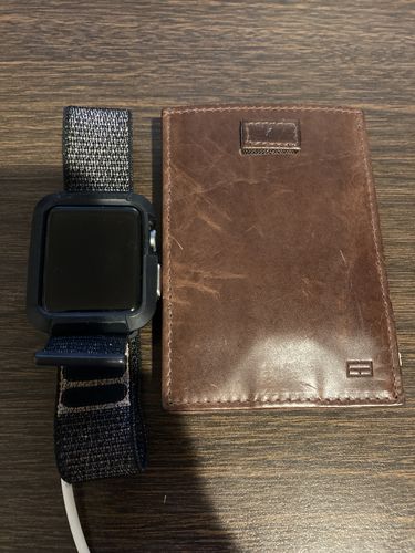 Customer photo review of Cavare Magic Wallet Card Sleeves Brushed