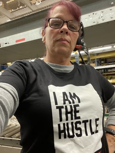 Customer photo review of Ladies I Am The Hustle Flag - Black Perfect Tee