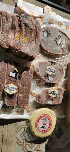 Reseña con foto de un cliente sobre Kit Carne Asada