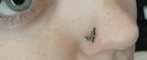 Customer photo review of Bat Top Nose Ring