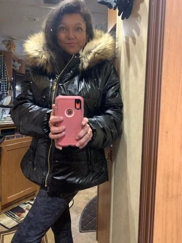 Customer photo review of Fashion Solid Color Thick Fur Collar Down Jacket
