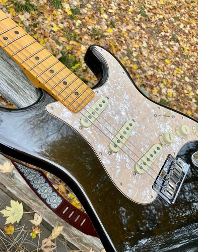 Customer photo review of Pearloid Cream - Stratocaster Pickguard - 4-ply Vinyl