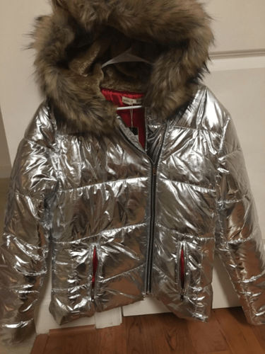 Customer photo review of Fashion Solid Color Thick Fur Collar Down Jacket