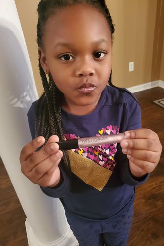 Customer photo review of KeNae Kollection Lip Gloss