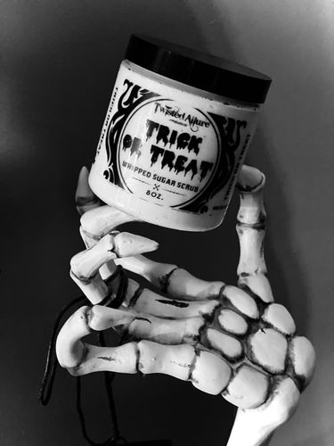 Customer photo review of Trick or Treat Sugar Scrub