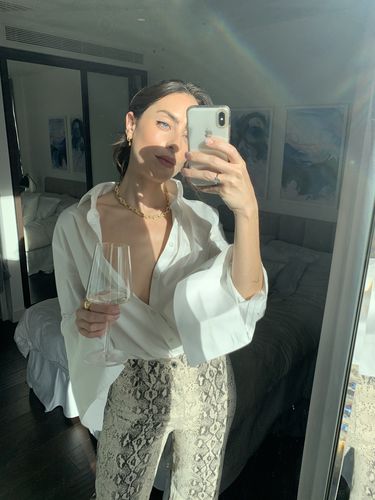 Customer photo review of Zoé Chunky Link T-Bar Necklace