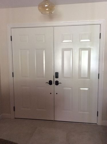 Customer photo review of Oil-Rubbed Bronze Hinge Set (3 hinges in set)