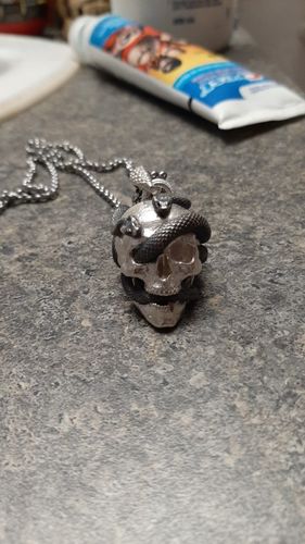 Customer photo review of Porte Clé Homme Tête de mort (Argent)
