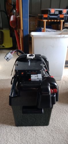 Customer photo review of Dual input 25A In-Vehicle Battery Charger DC iTECHDCDC25 DCDC