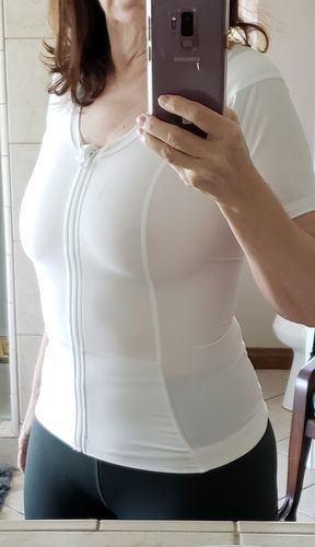 Customer photo review of Posture Shirt® For Women - Zipper