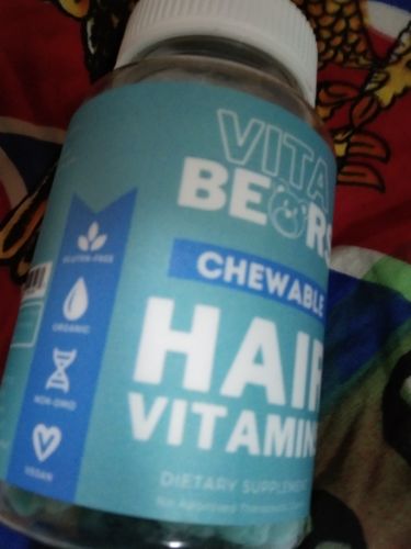 Customer photo review of Hair Vitamin Gummies