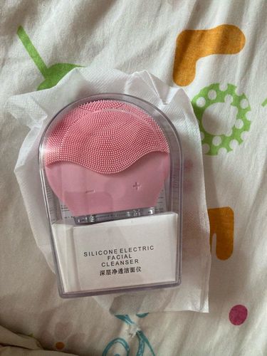 Customer photo review of Diamond Cleansing Brush