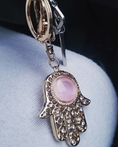 Customer photo review of Porte Clé FemmeMain de Fatma