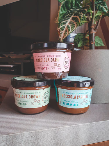 Customer photo review of 3 vasi di Crema di Nocciole Piemonte IGP delle Langhe 200g