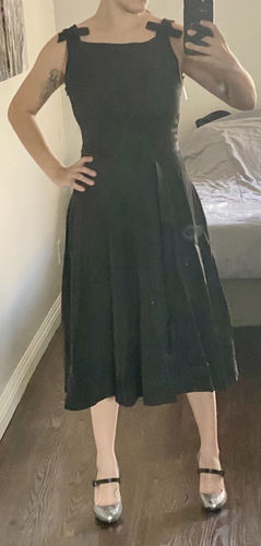 Customer photo review of Black 1950s Bow Belt Swing Dress