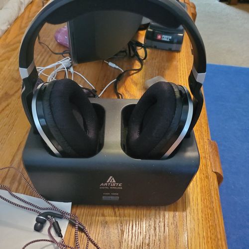 Customer photo review of Wireless TV Headphones, Monodeal Over Ear Headsets for TV Watching with Charging Dock, 2.4GHz RF Transmitter, 100ft Wireless Range and Rechargeable 20 Hour Battery, Black
