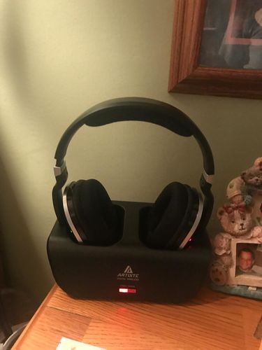 Customer photo review of Wireless TV Headphones, Monodeal Over Ear Headsets for TV Watching with Charging Dock, 2.4GHz RF Transmitter, 100ft Wireless Range and Rechargeable 20 Hour Battery, Black