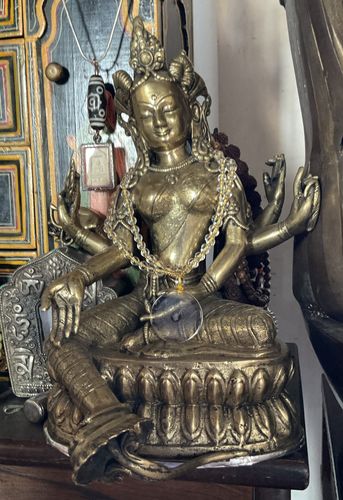 Customer photo review of Talisman de cristal du Soutra de Shurangama / Namgyalma - Vénérable Bikkhuni Phra Ajarn Yaï KhongSen.