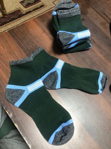 Customer photo review of 5 Pairs / Lot Combed Cotton Men's Socks