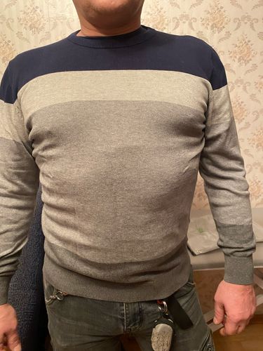 Customer photo review of Autumn Casual Men's Sweater O-Neck Striped Slim Fit Knittwear