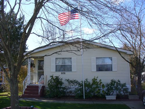 Joseph B. review of Defender Flagpole image 1 out of 1