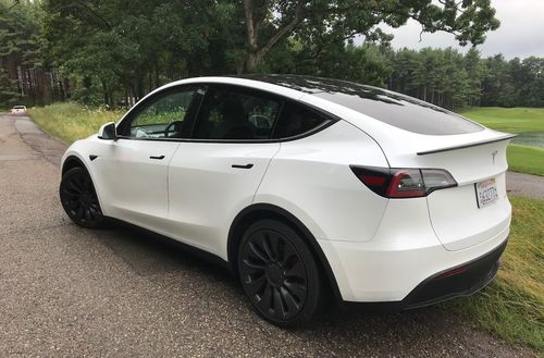 Customer photo review of *NEW* Carbon Fiber Performance Spoiler for Tesla Model Y 2020
