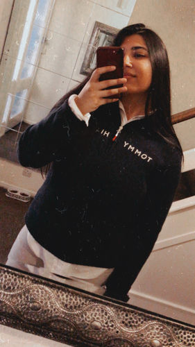 Customer photo review of Vintage Tommy Hilfiger 1/4 Zip Jumper