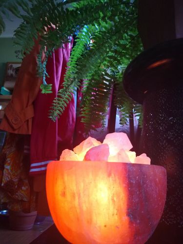 Customer photo review of Fire Bowl Himalayan Salt Lamp