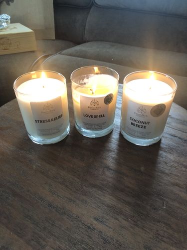 Customer photo review of Stress Relief Diamond Candle