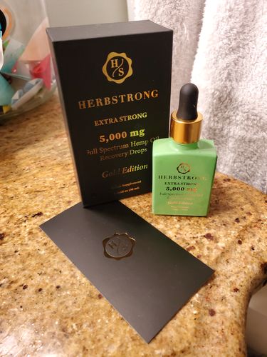 Customer photo review of 30% Off - Gold Edition 5000mg Recovery Drops