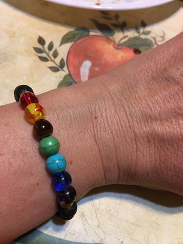 Customer photo review of 7 Chakra Healing Balance Women Bracelet