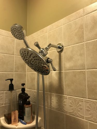 Customer photo review of Moen S6320 Velocity 8 Inch Rain Shower Head High Pressure 2.5 GPM Flow