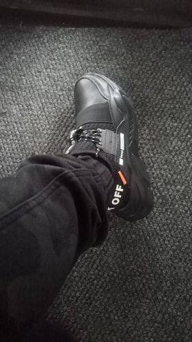 Customer photo review of Gilius Silde Sneakers