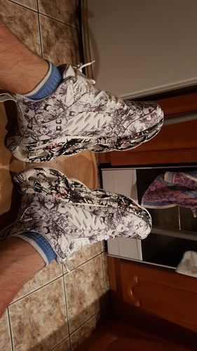 Customer photo review of Nicolao Tisandros Sneakers