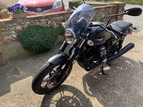 Customer photo review of Moto Guzzi V7 - Marlin