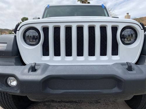Customer photo review of 7 Inch Honeycomb LED Headlights (18-19 Jeep Wrangler JL)