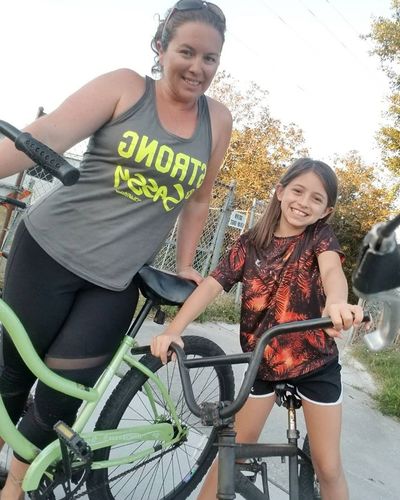 Customer photo review of STRONG WOMEN SALE 2