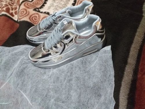 Customer photo review of Juan Fasquelle Sneakers