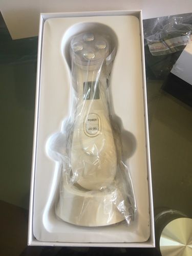 Customer photo review of EverBelle 5 in 1 LED Skin Tightening (50% OFF)