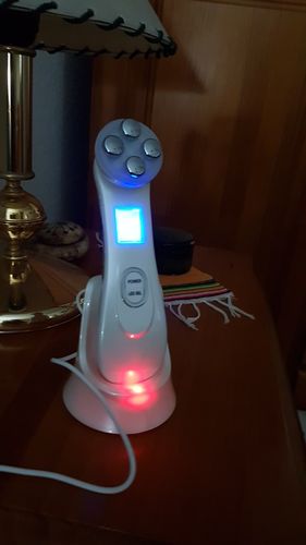 Customer photo review of EverBelle 5 in 1 LED Skin Tightening (50% OFF)