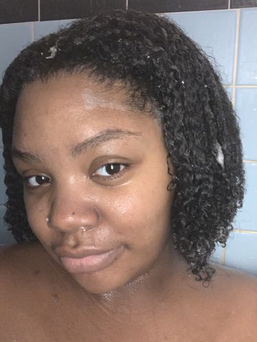 Customer photo review of Rhassoul & Bentonite Clay Shampoo Bar