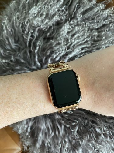 Customer photo review of Classic Link Bracelet for the Apple Watch in Rose Gold, Gold, or Silver